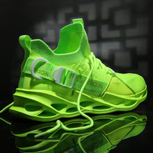 Charger l&#39;image dans la galerie, Men Sneakers Black Mesh Breathable Running Sport Shoes Male Lace Up Non-slip Men Low Athletic Sneakers Casual Mens Shoes
