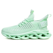 Charger l&#39;image dans la galerie, Men Sneakers Black Mesh Breathable Running Sport Shoes Male Lace Up Non-slip Men Low Athletic Sneakers Casual Mens Shoes
