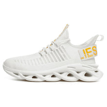 Charger l&#39;image dans la galerie, Men Sneakers Black Mesh Breathable Running Sport Shoes Male Lace Up Non-slip Men Low Athletic Sneakers Casual Mens Shoes
