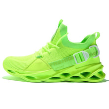 Charger l&#39;image dans la galerie, Men Sneakers Black Mesh Breathable Running Sport Shoes Male Lace Up Non-slip Men Low Athletic Sneakers Casual Mens Shoes
